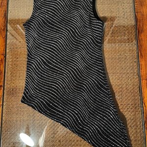 Blusa Negra con Brillos Plateados Talle S Marca Quiz - imagen 8