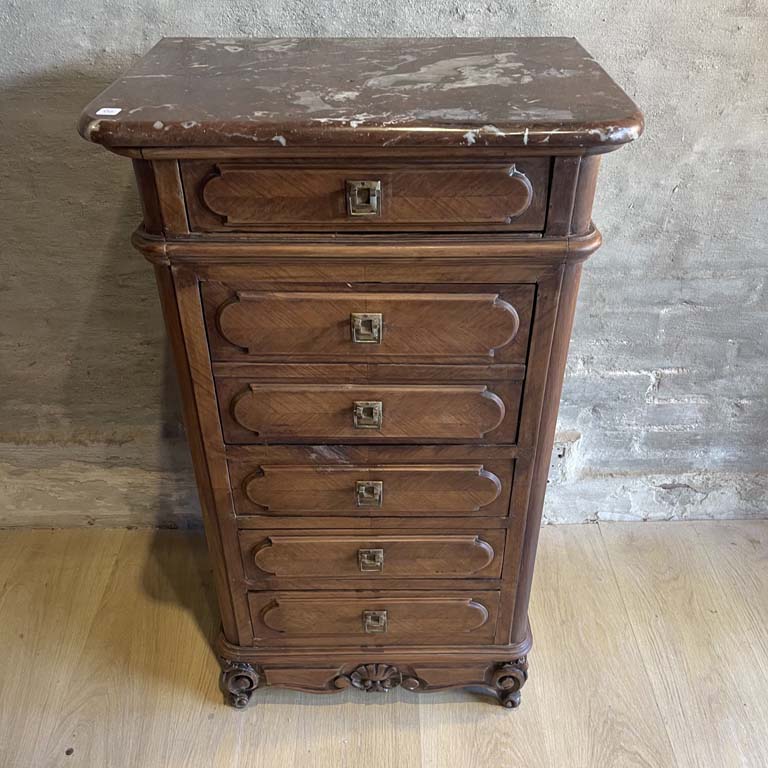 Lote anterior: Cajonero Luis XVI en nogal con 4 cajones, puerta rebatible con tapa de mármol - Medidas: 54x37x94cm