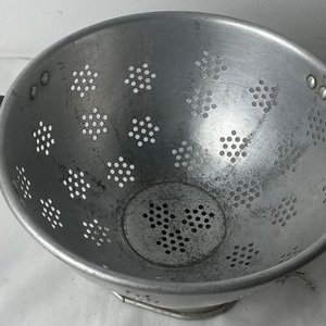 Colador de Aluminio Mariposa con Asas - imagen 3