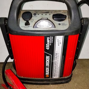 Arrancador de Batería Black & Decker 450 Amps - imagen 1