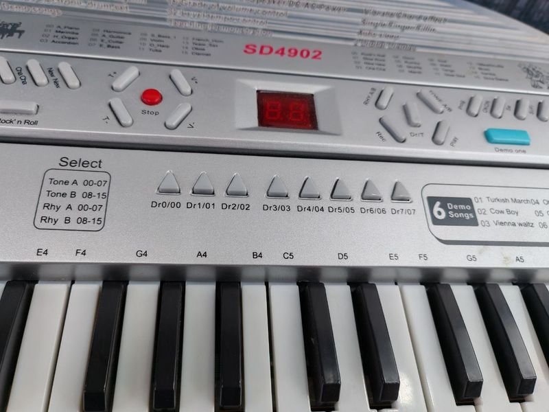 Item 858211 - Image 3