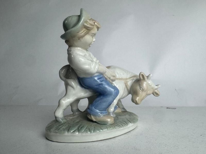 Item 872067 - Image 4