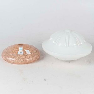 Lote anterior: Par de Pantallas de Vidrio Blancas para Lámpara