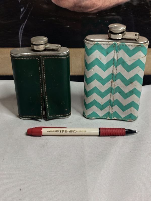 Dos Petacas Diferentes Forradas con Accesorios - imagen 2