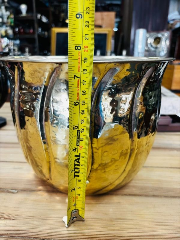 Macetero o olla en bronce sana para decoración - imagen 4