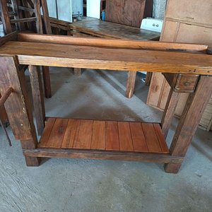 Lote siguiente: Banco de Carpintero Rústico Reciclado
