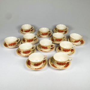 Doce tazas de te loza inglesa, con sus 12 platos - imagen 2