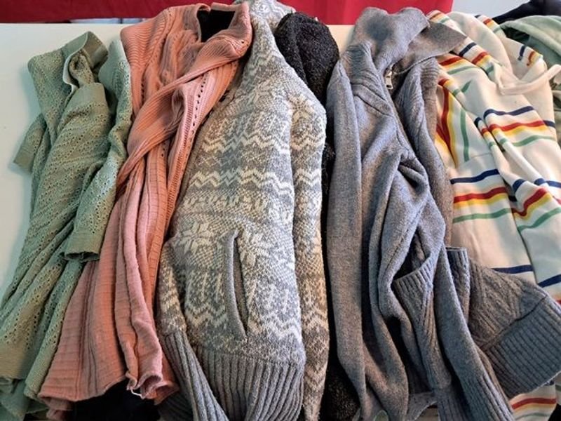 Lote de prendas de vestir y accesorios - imagen 2