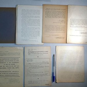 Lote de 7 publicaciones numismáticas uruguayas de los años 50 y 60 - imagen 2