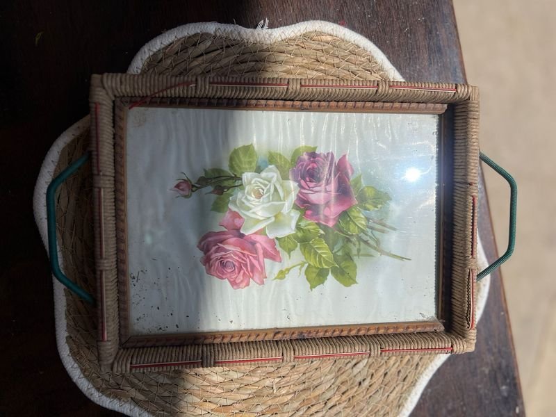 Bandeja con diseño de flor