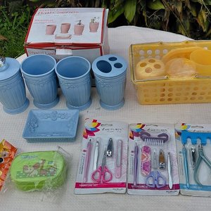 Lote anterior: Set de Baño y Accesorios de Manicura Color Celeste y Amarillo