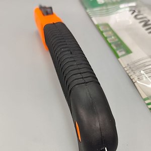 Serrucho de Poda Plegable Tipo Navaja con Mango Naranja y Negro - imagen 11