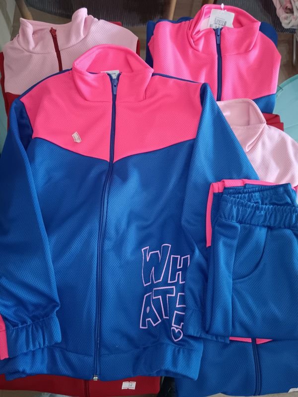 Item 897647 - Image 1