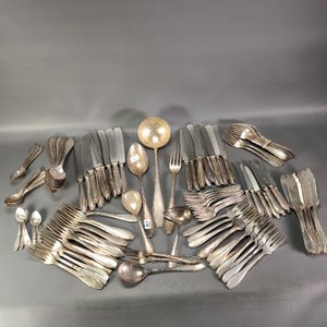 Juego de 122 Cubiertos Antiguos "Józef Fraget" Enchapados en Plata - imagen 3