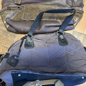 Lote de 7 Carteras de Mujer con Detalles Estéticos - imagen 6