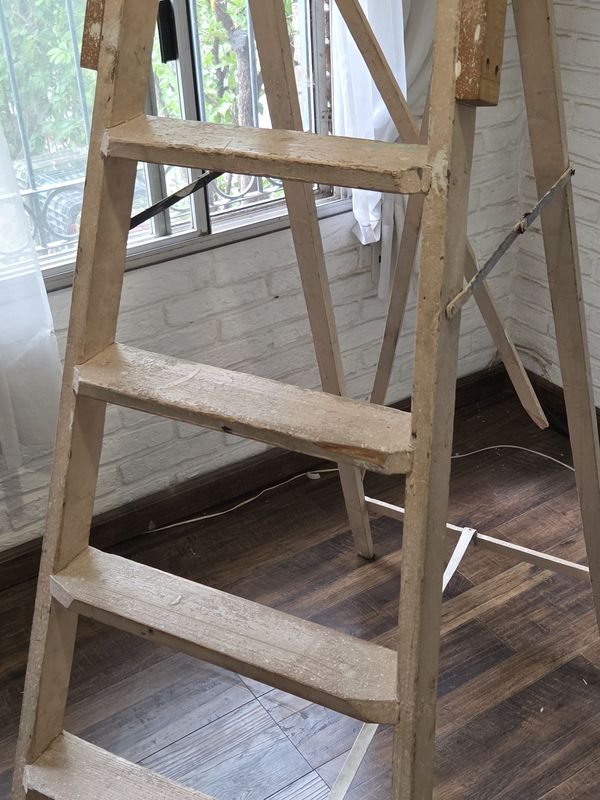 Escalera en madera extendible para uso doméstico - imagen 5
