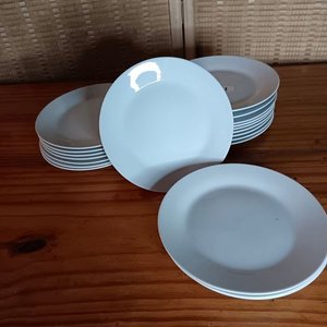 Lote anterior: Set de 20 Platos para Postre Selecta Porcelain