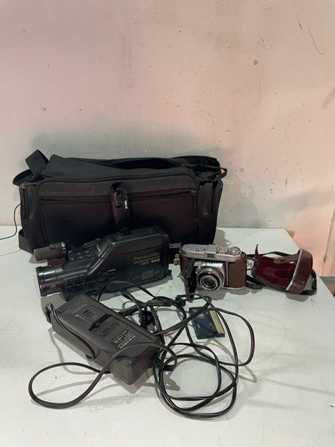 Lote siguiente: Camara filmadora a la venta