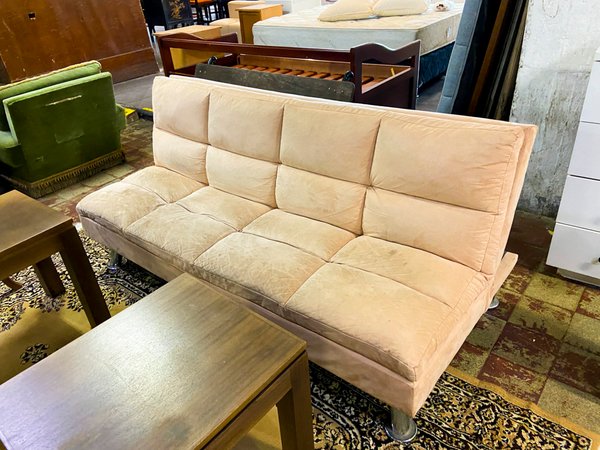Sofá Cama Beige Tipo Futón