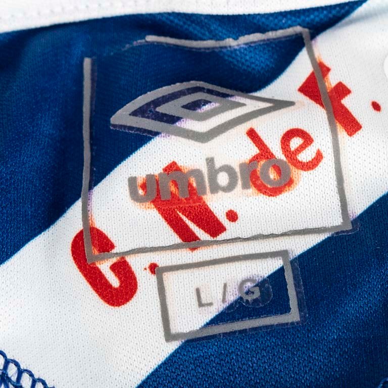Camiseta de Nacional oficial de tienda marca UMBRO N°10 modelo del año 2010 - imagen 3
