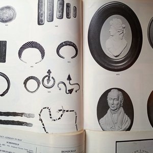 Lote de 5 Catálogos Numismáticos Americanos de Subastas de los Años 80 - imagen 2