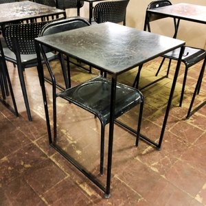 Conjunto de Mesas y Sillas Metálicas Negras para Oficina o Comedor - imagen 2