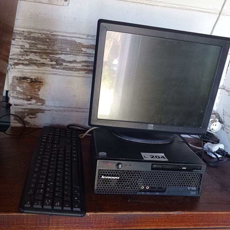 Computadora de torre Lenovo + Monitos Elo y Teclado - imagen 2