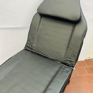 Lote anterior: Sillón Camilla Reclinable Negro Marca Expert