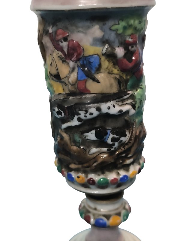 Vasos de porcelana Capodimonte con escenas de caza - imagen 2