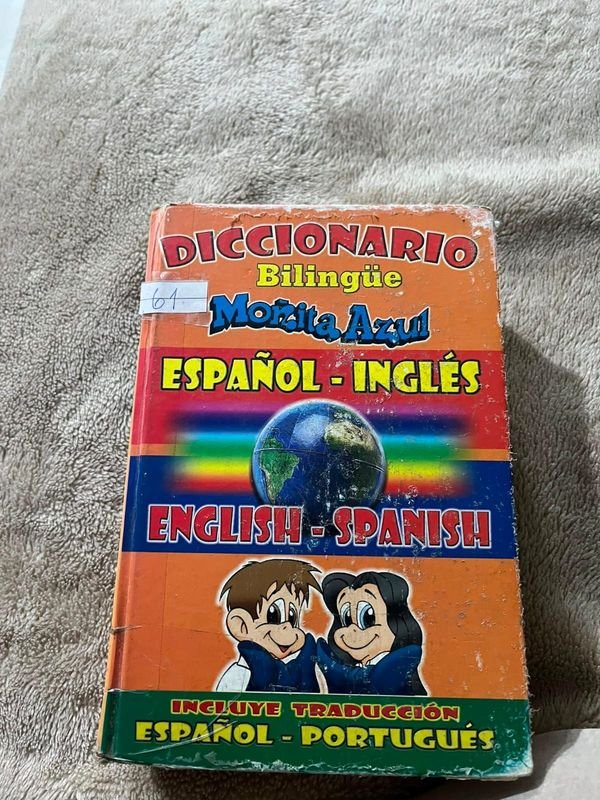 Diccionario Bilingüe Moñita Azul Español-Inglés