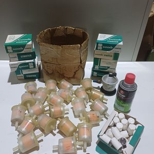 Lote de 22 Filtros, 11 Cajas de Arrancadores Sadokin, Limpiador de Contactos 3-en-Uno y Válvula - imagen 1