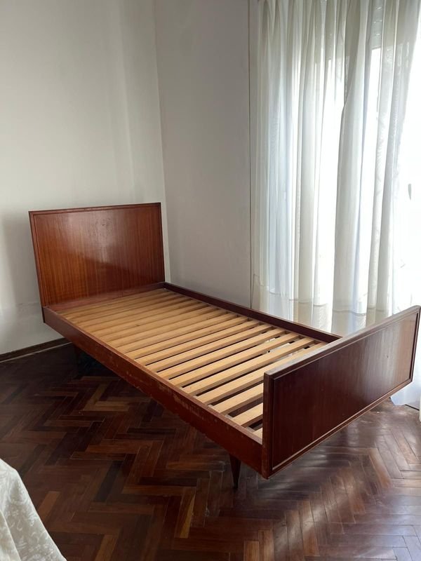 Cama estilo americana con colchón - imagen 1