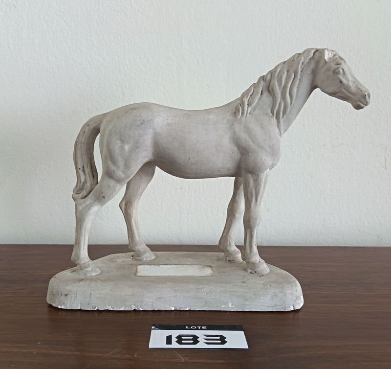 Escultura Ecuestre de Caballo Estilo Siglo XIX - Base Ovalada