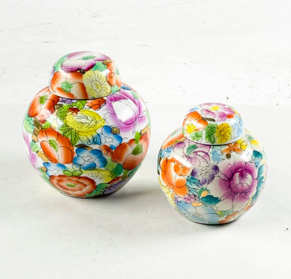 Par de Potiches de Porcelana Italiana "Santini Design" con Diseño Floral