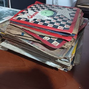Lote de Discos de Vinilo Varios Artistas y Géneros - imagen 2