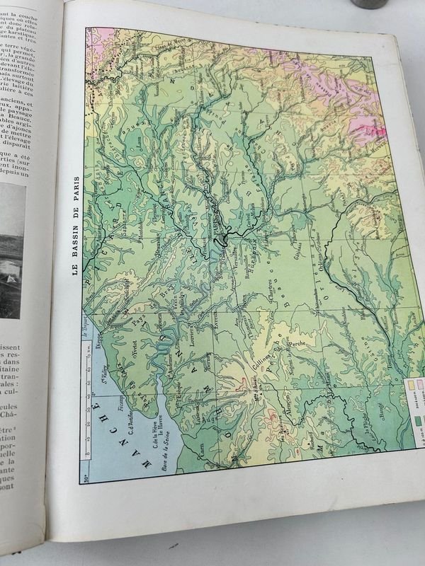 Atlas Geográfico Ilustrado Larousse - imagen 5