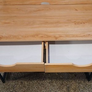 Escritorio Metálico con Estantes de Madera y Cajones - imagen 5