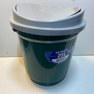 Papelera Plástica Verde 20L con Tapa Vaivén Gris y Base Negra - imagen 5