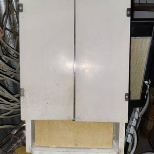 Botiquín de Pared con Espejo y Compartimento Inferior - imagen 3