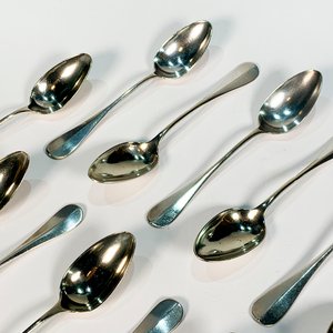 Christofle Cucharas de Postre de Metal Plateado - Set de 16 - imagen 2