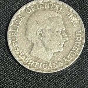Lote siguiente: Moneda de 50 Centésimos de Plata de Uruguay 1943