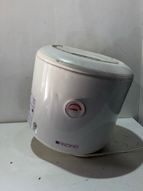 Calefón Eléctrico Pacific 30 Litros Blanco