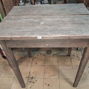 Lote de 2 Mesas de Trabajo de Madera - imagen 3