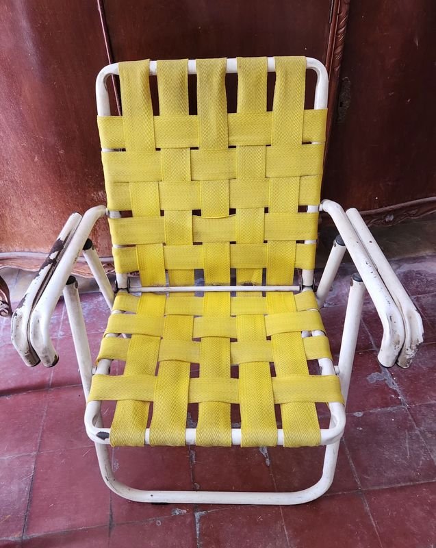 Par de Sillas Plegables de Metal con Asiento y Respaldo de Tela