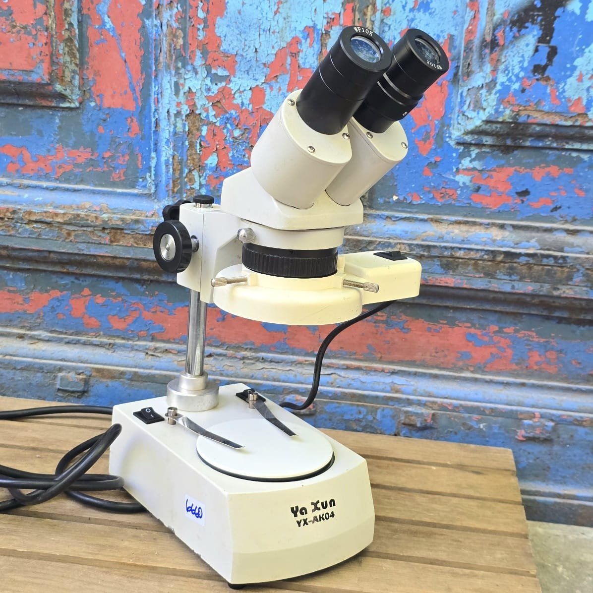 Item lote-07-microscopio-con-luz - Image 2