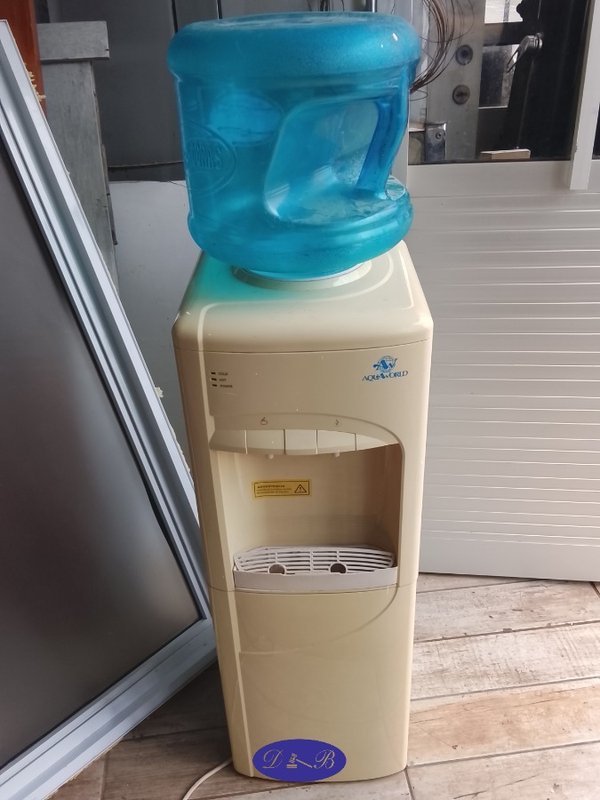 Dispensador de Agua Aqua-World Beige