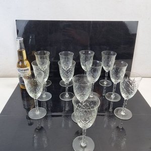 Lote de Cristalería: Copas, Vasos y Adornos Varios - imagen 9