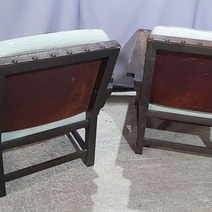 Par de Butacas Bajas de Madera con Almohadones Verdes - imagen 3