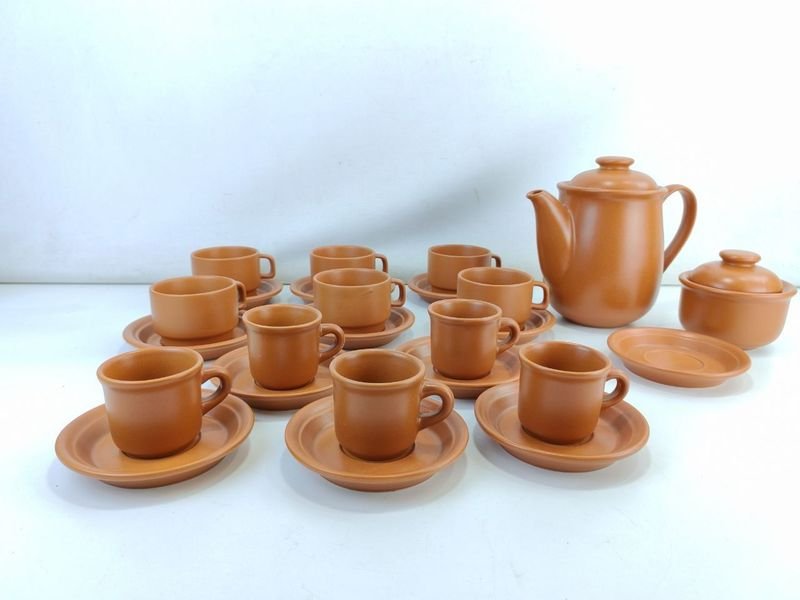 Lote siguiente: Set de té en porcelana