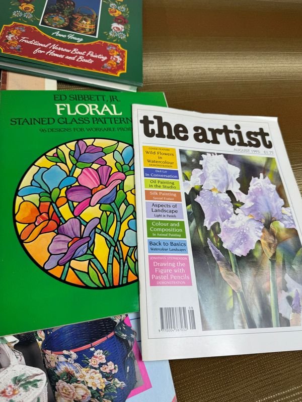 Gran lote de libros y artesanías en inglés - imagen 6